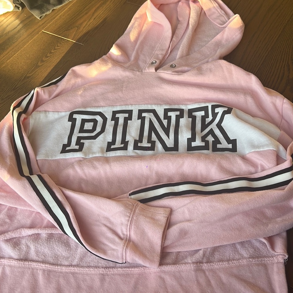PINK Victoria’s Secret sweater